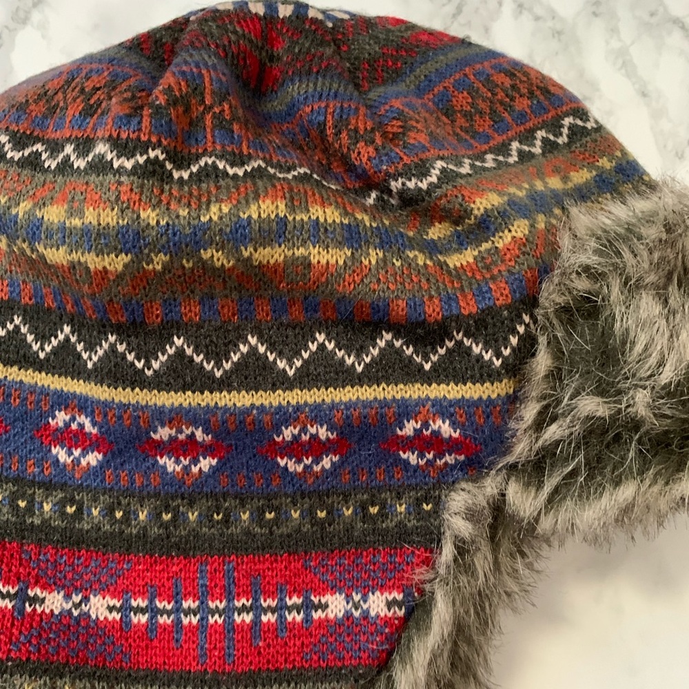 Snow hat with faux fur trim- Urban chic - Picture 2 of 6